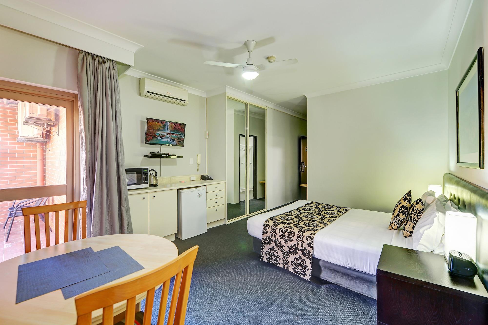 ควอลิตี้ อพาร์ตเมนต์ แคมเปอร์ดาวน์ Hotel ซิดนีย์ ภายนอก รูปภาพ